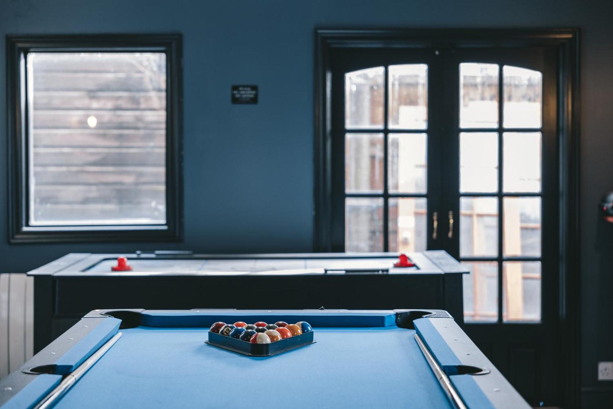 House With A Cinema And Games Room, Sleeps 17 Shrewsbury Zewnętrze zdjęcie