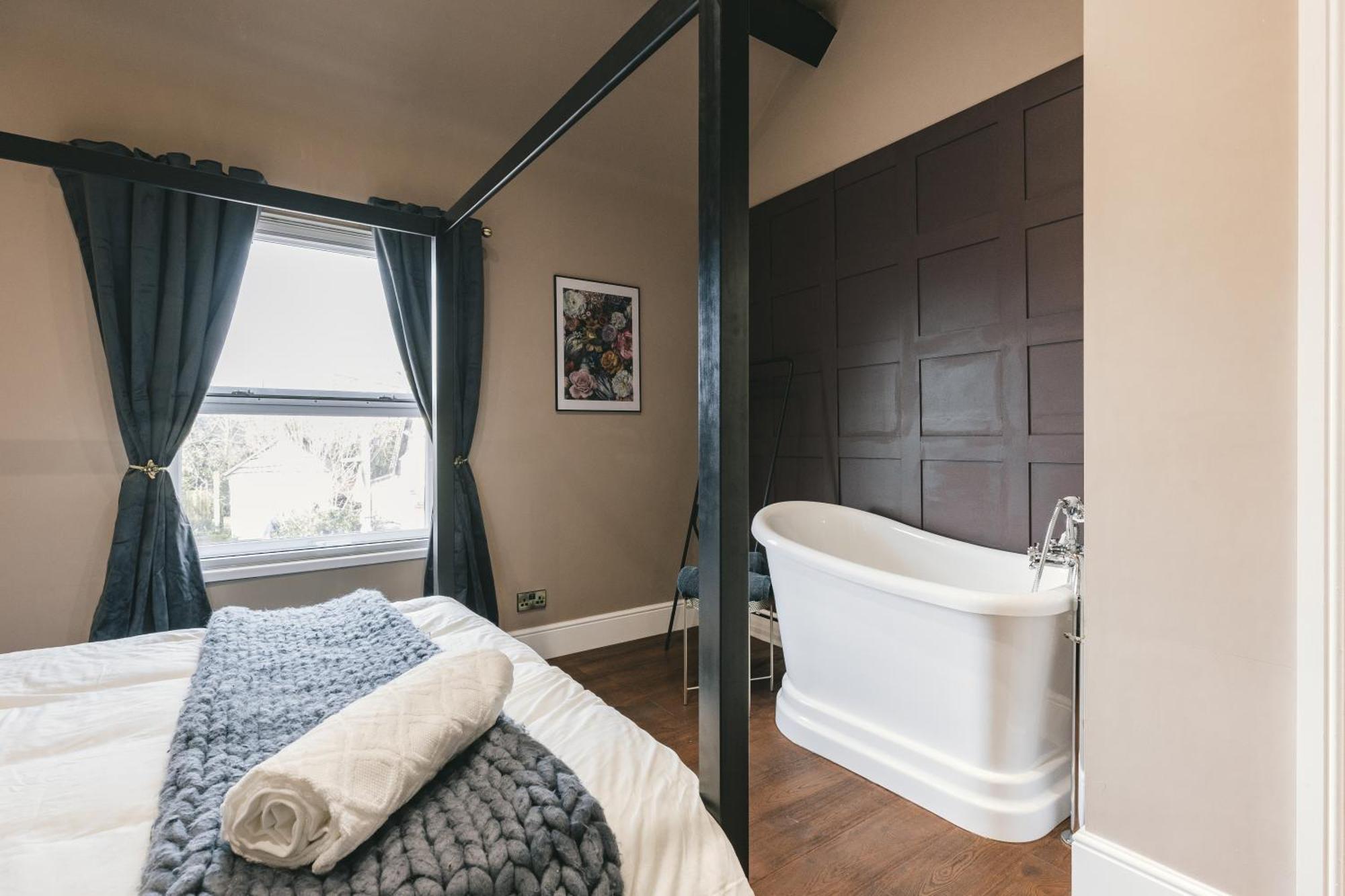 House With A Cinema And Games Room, Sleeps 17 Shrewsbury Zewnętrze zdjęcie